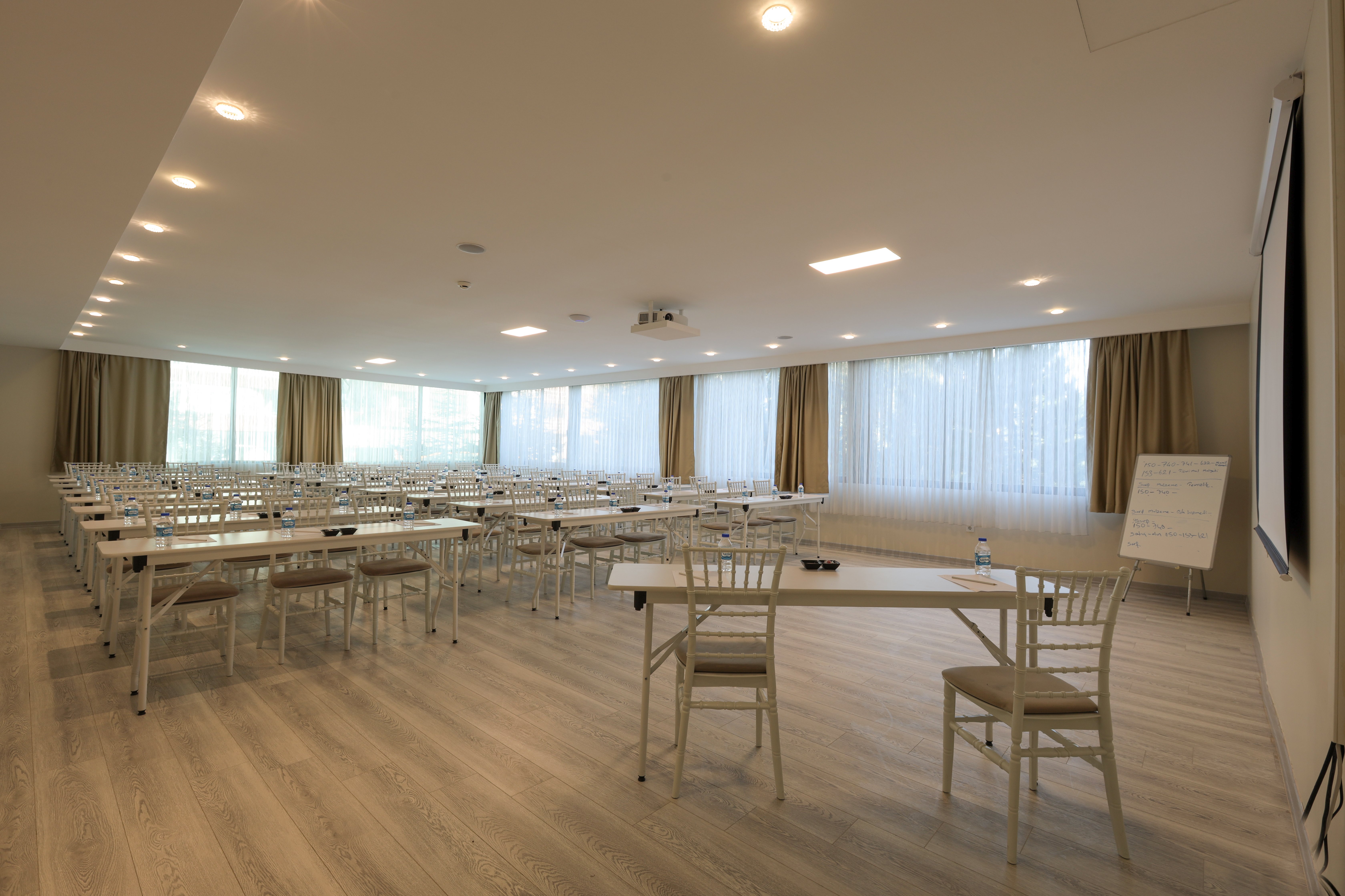 Toplantı Salonu